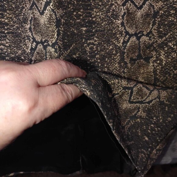 Tahari Women's 10 Black Baddie Snake Print Vintage Sheath‎ Belted Cocktail Dress - Picture 6 of 12